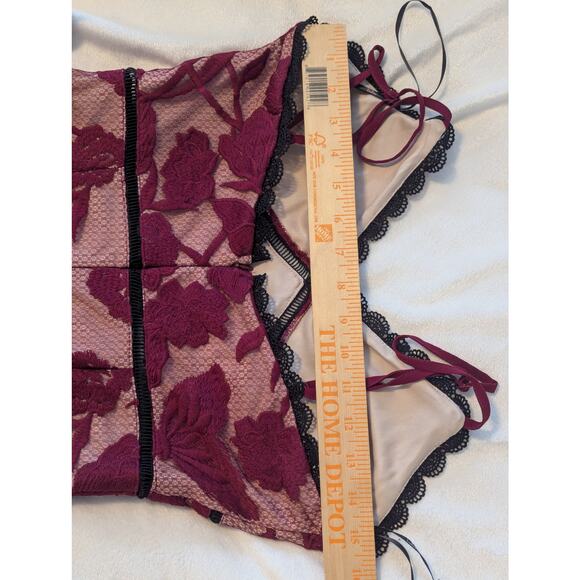 NWT Lulu's Alluring Dream Burgundy Floral Mesh Lace Trumpet Midi Dress Prom S - Picture 7 of 12